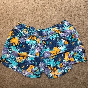 Patagonia barely baggie shorts
